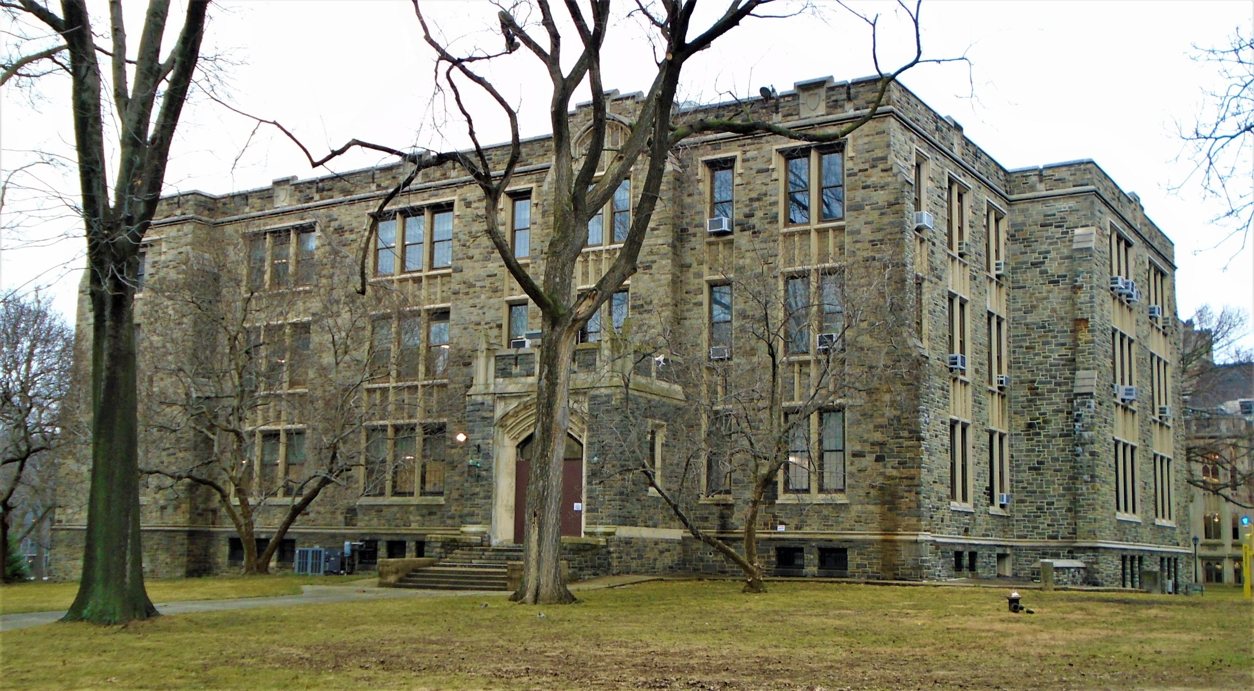 File:2020 Fordham University Larki