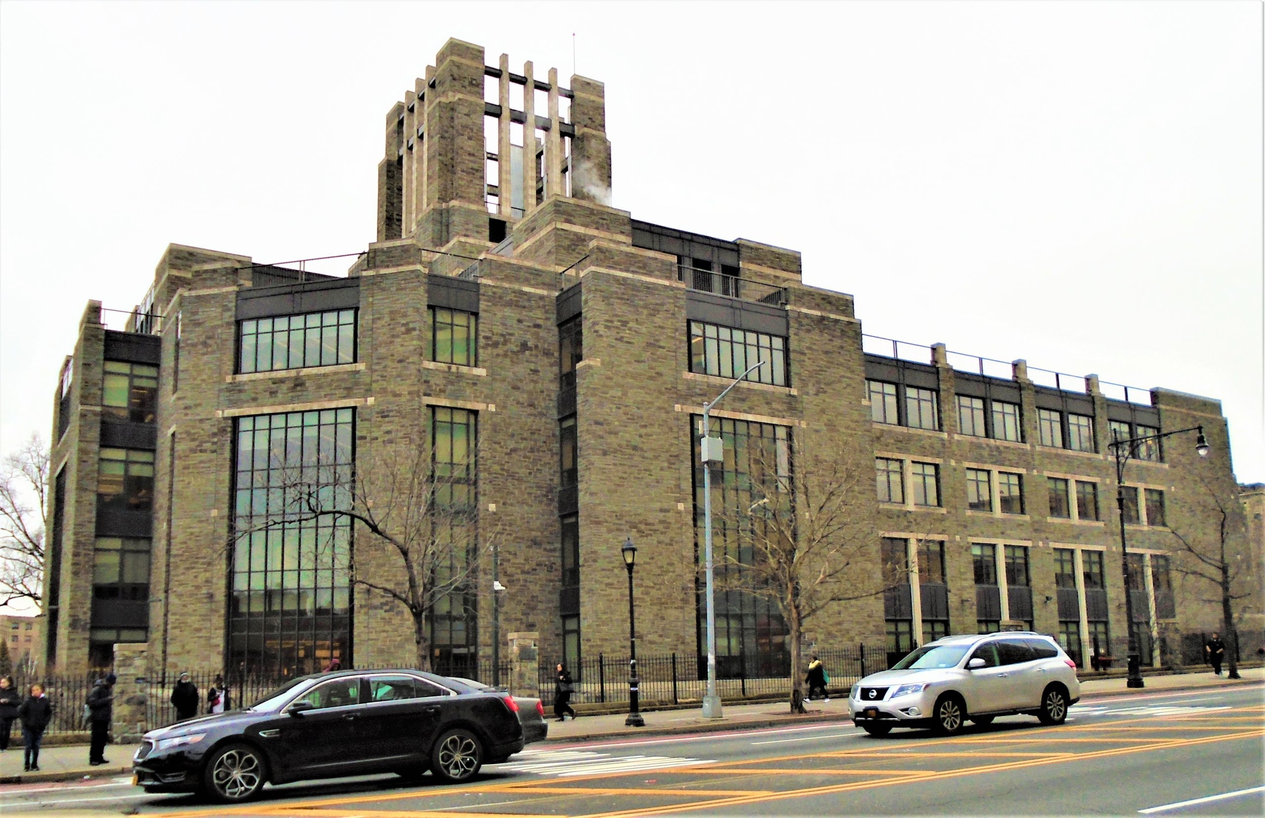 File:2020 Fordham University Willi