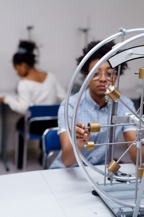 Laboratoire de physique — préparation ESAT Cambridge